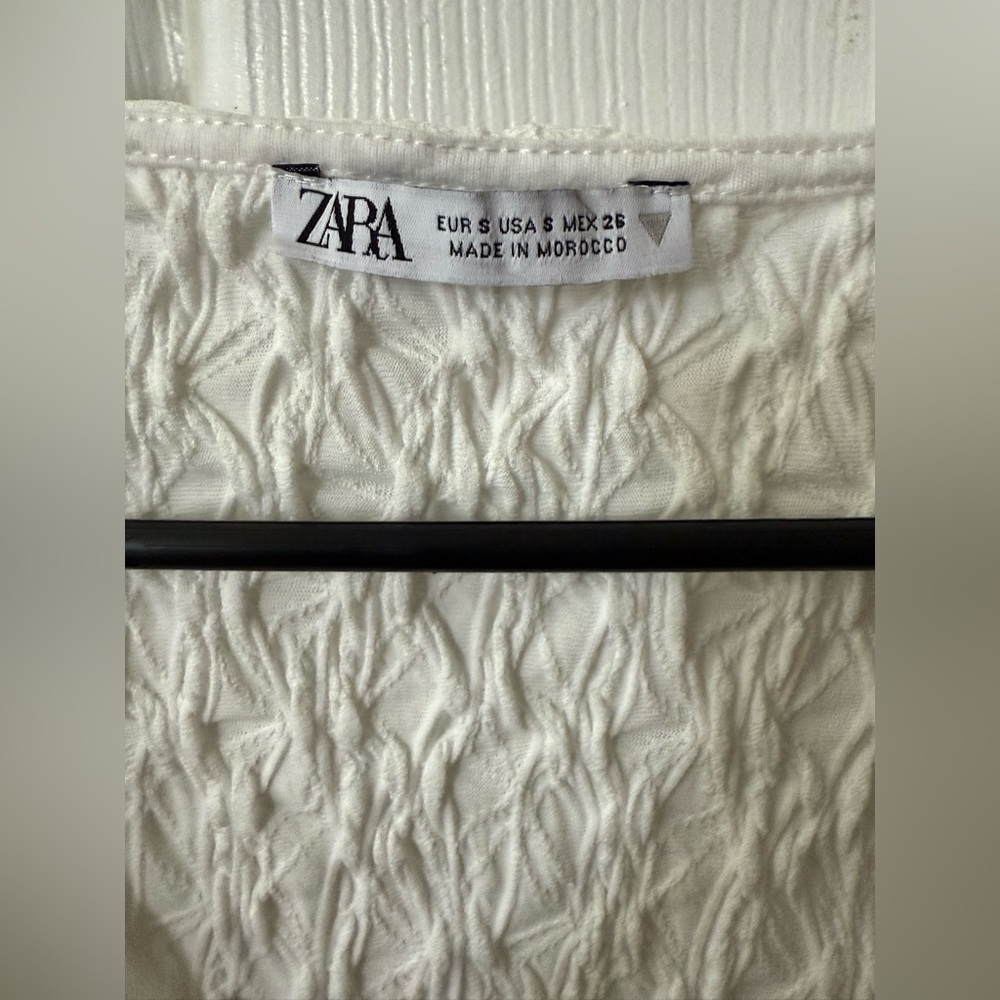 Zara Cream Textured Women's Blouse - Picture 2 of 4